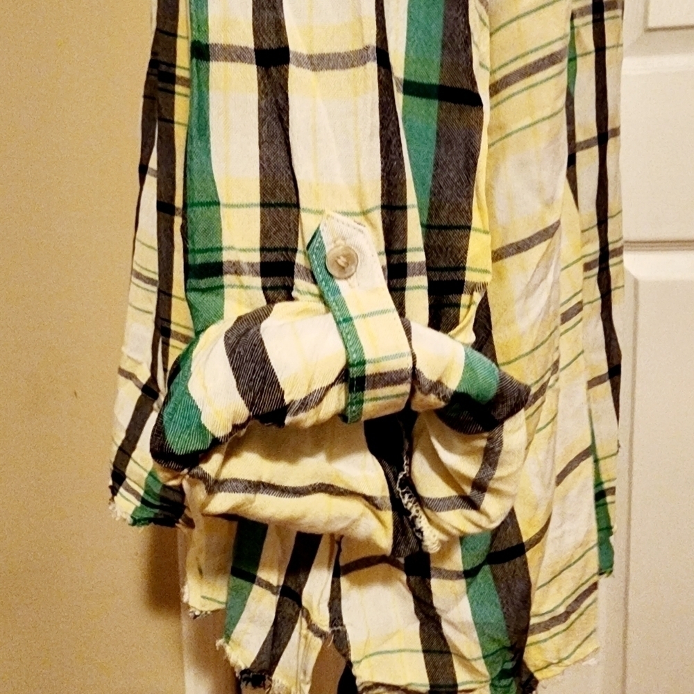 Cato Plaid Flannel Shirt Long Roll-Tab Sleeves Frayed Hem 26/28W Plus Size EUC - Picture 6 of 11